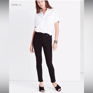 Madewell 9" Mid-Rise Skinny Jeans in ISKO Stay Black™